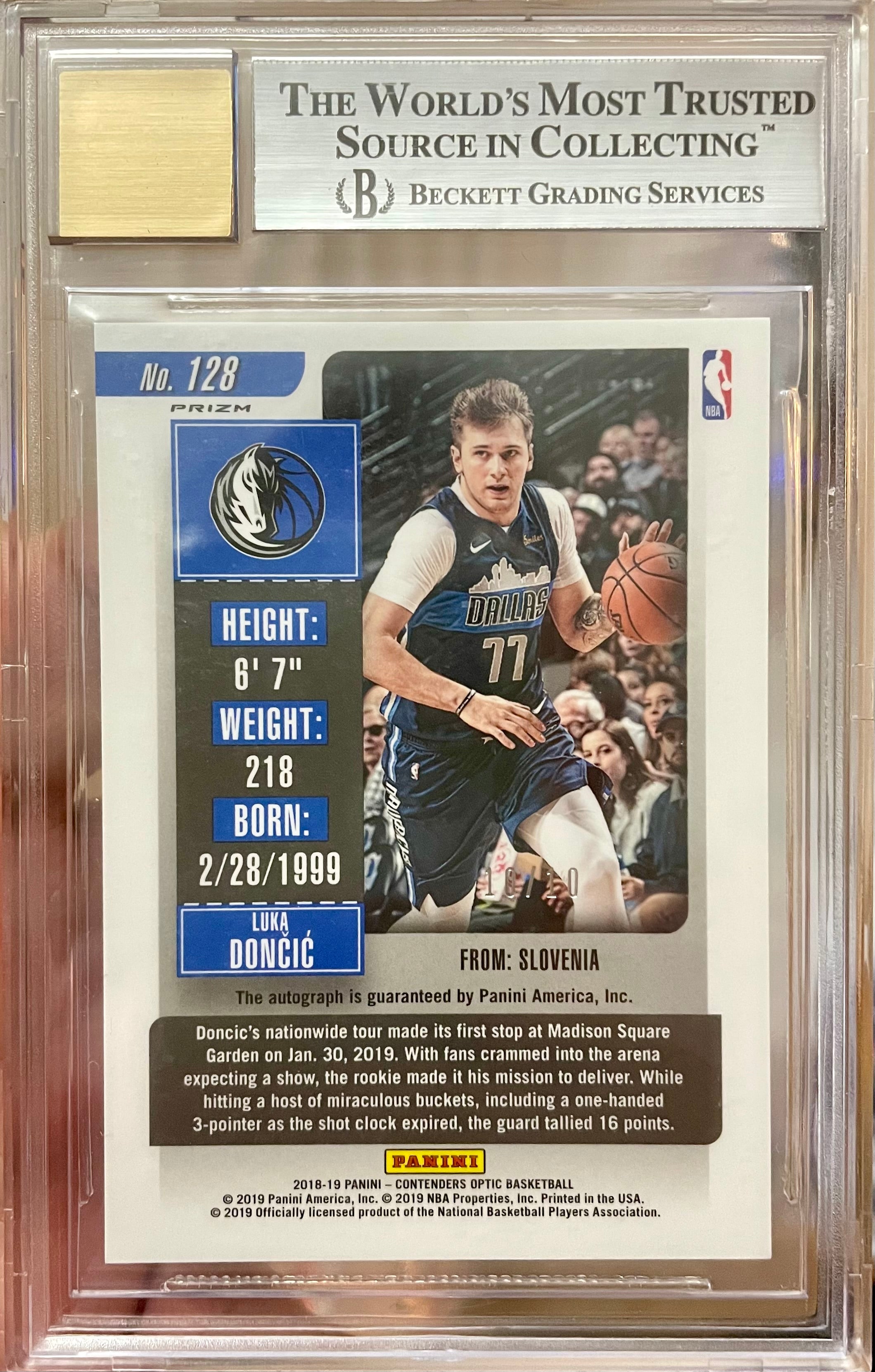 2018 Contenders Optic Variations Gold Prizm Auto /10 Luka Doncic #128 BGS 9/10
