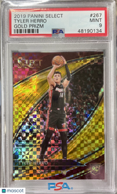 2019 Panini Select Tyler Herro #267 PSA 9 Rookie Gold Prizm Courtside RC #10/10