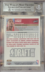2003 Topps Chrome Refractor LeBron James #111 Rookie SP BGS 9 Mint .5 away
