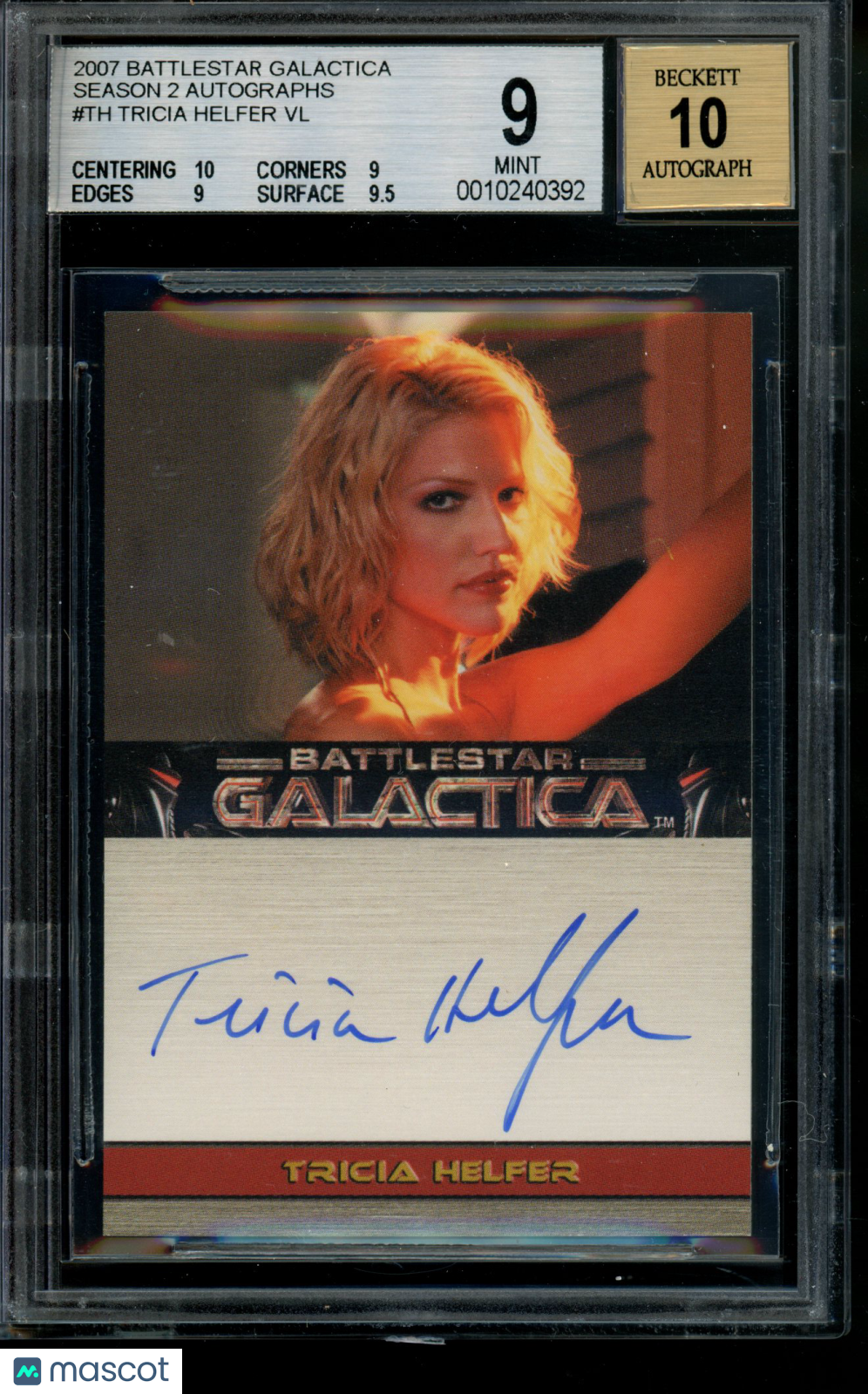 2007 Battlestar Galactica S2 Autograph Tricia Helfer Very Limited Auto BGS 9/10