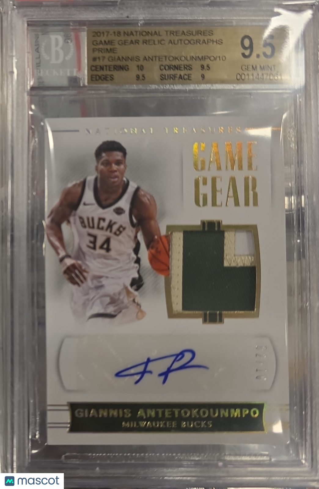 2017 National Treasures Auto Patch Giannis Antetokounmpo Gold 10 BGS 9.5/10 POP1