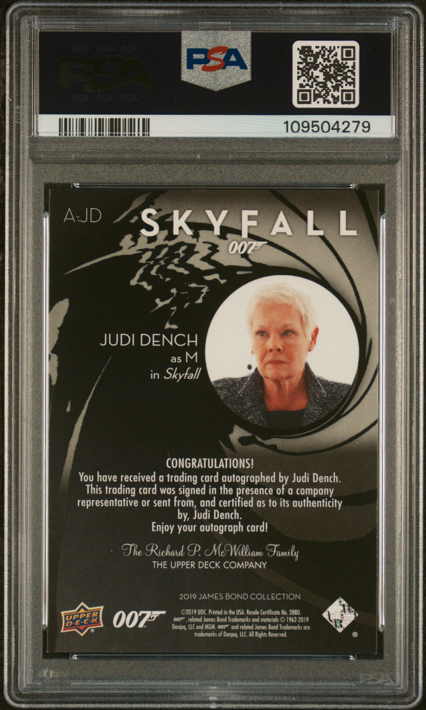2019 Upper Deck 007 James Bond Coll Autograph Judi Dench PSA 8 Auto 10