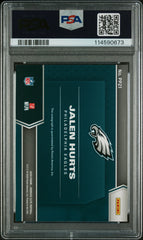 2020 Donruss Elite Pen Pals Jalen Hurts Green Ink SP/10 PSA 7 Rookie Eagles