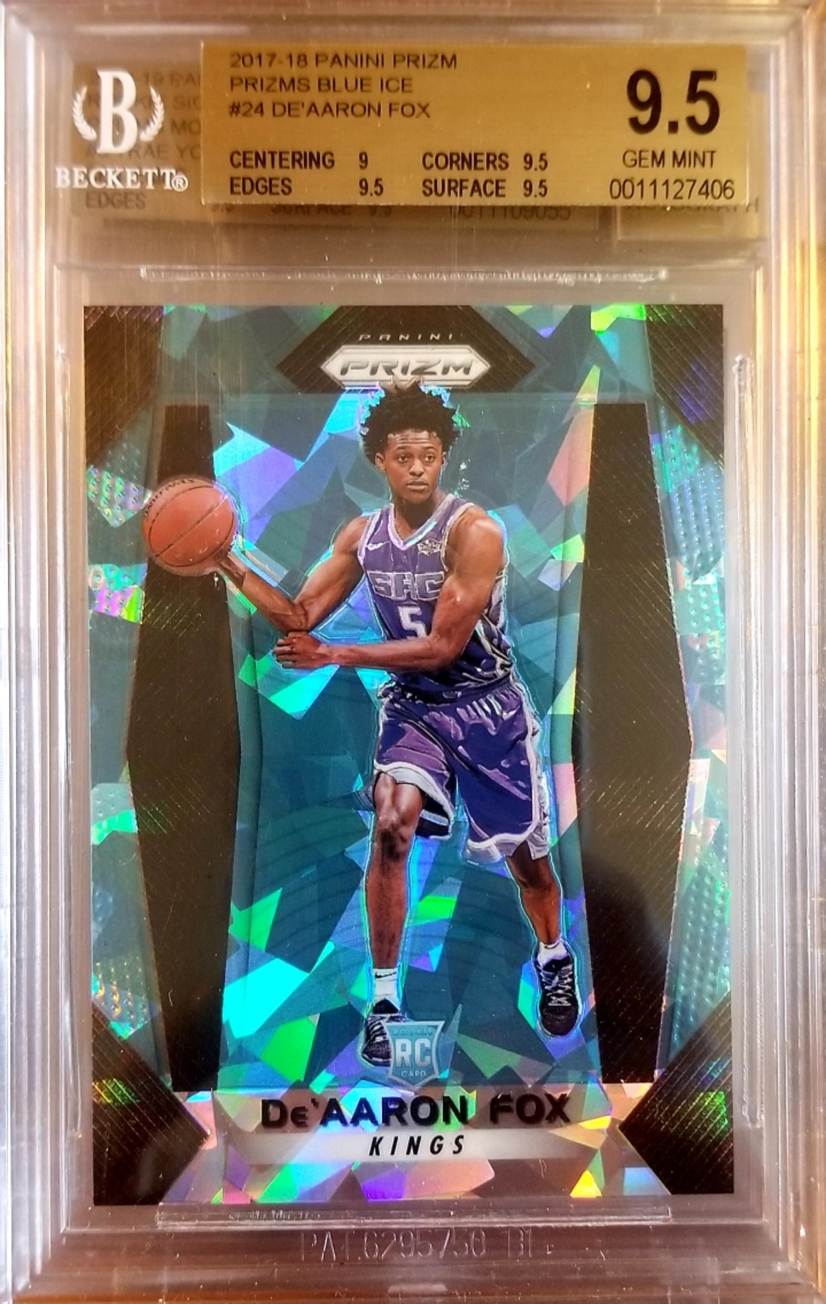 DE'AARON DEAARON FOX 2017 PRIZM BLUE CRACKED ICE ROOKIE #/99 RC GEM MINT BGS 9.5 KINGS